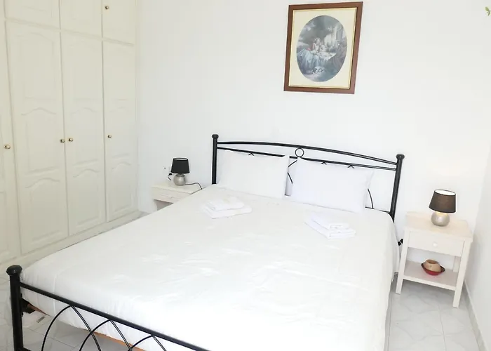 Valentina * Naxos City